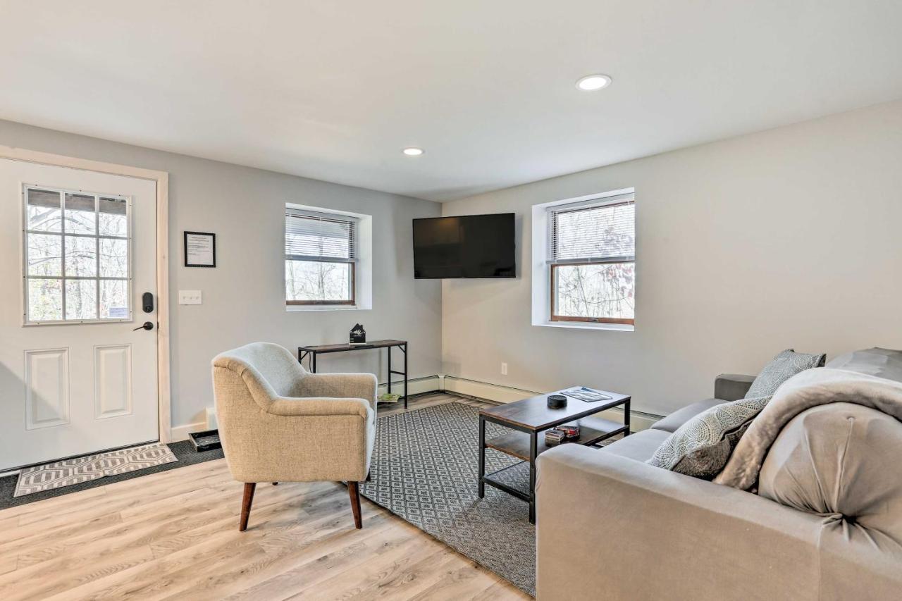Charming Beacon Apt With Fire Pit Near Hiking! Exterior foto