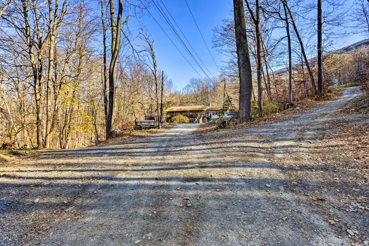 Charming Beacon Apt With Fire Pit Near Hiking! Exterior foto